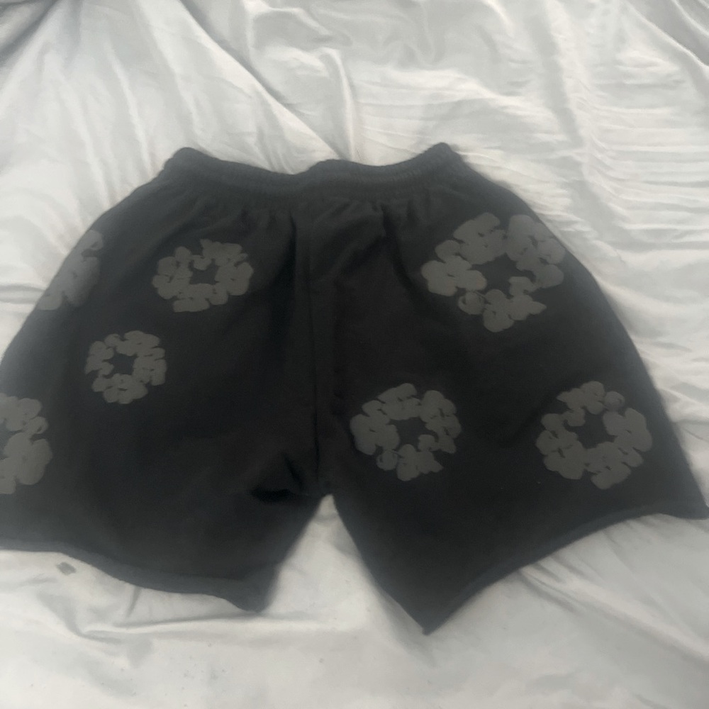 Stylish Black Graphic Men Shorts
